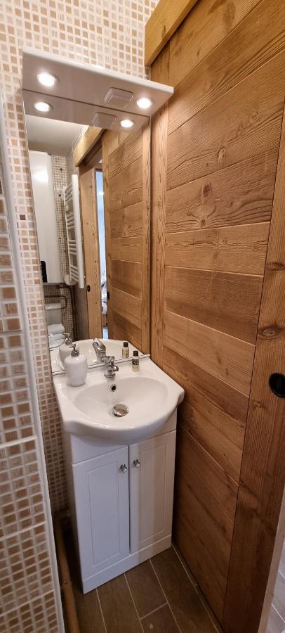 Studio Uissan Pour 5 Personnes A Cote Des Pistes Huez Kültér fotó